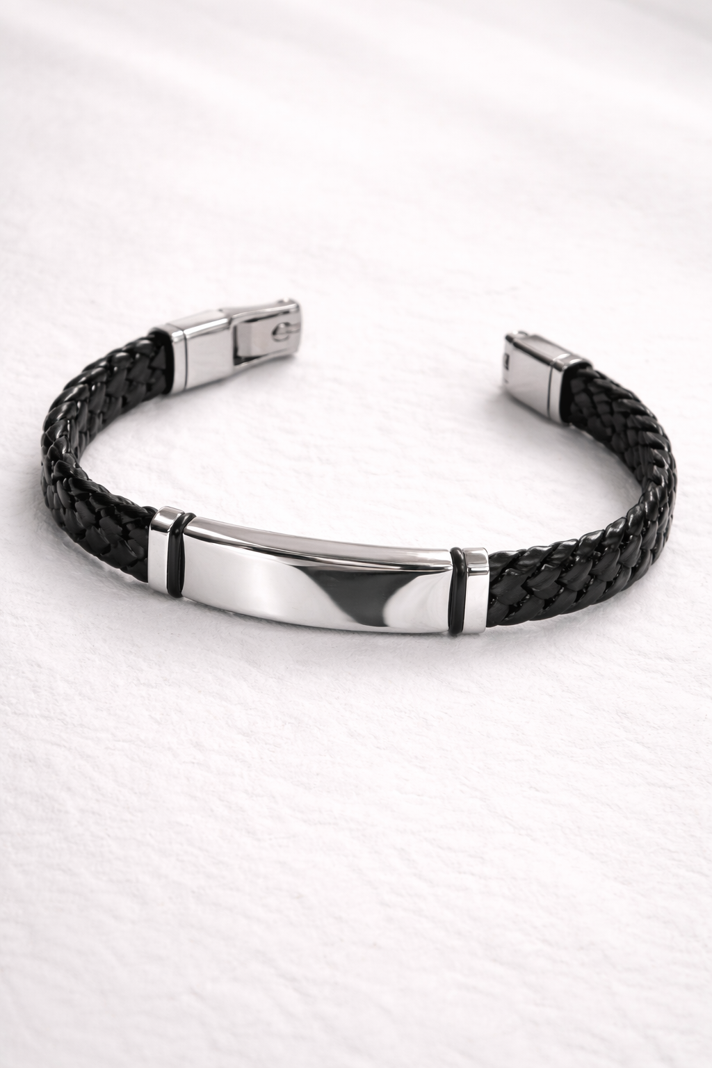 💎 Bracelet personnalisé L’Éclat – cuir tressé & acier inoxydable